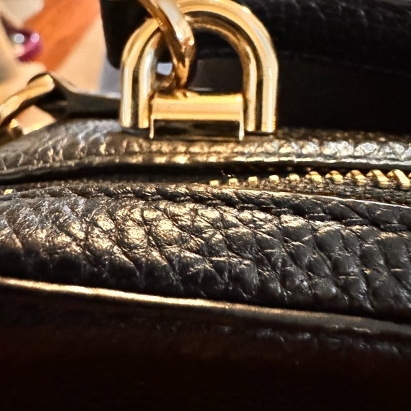 Michael Kors Black Crossbody Messenger Bag w/Gold Tone Snaps, Buckles & Monogram - Picture 5 of 11